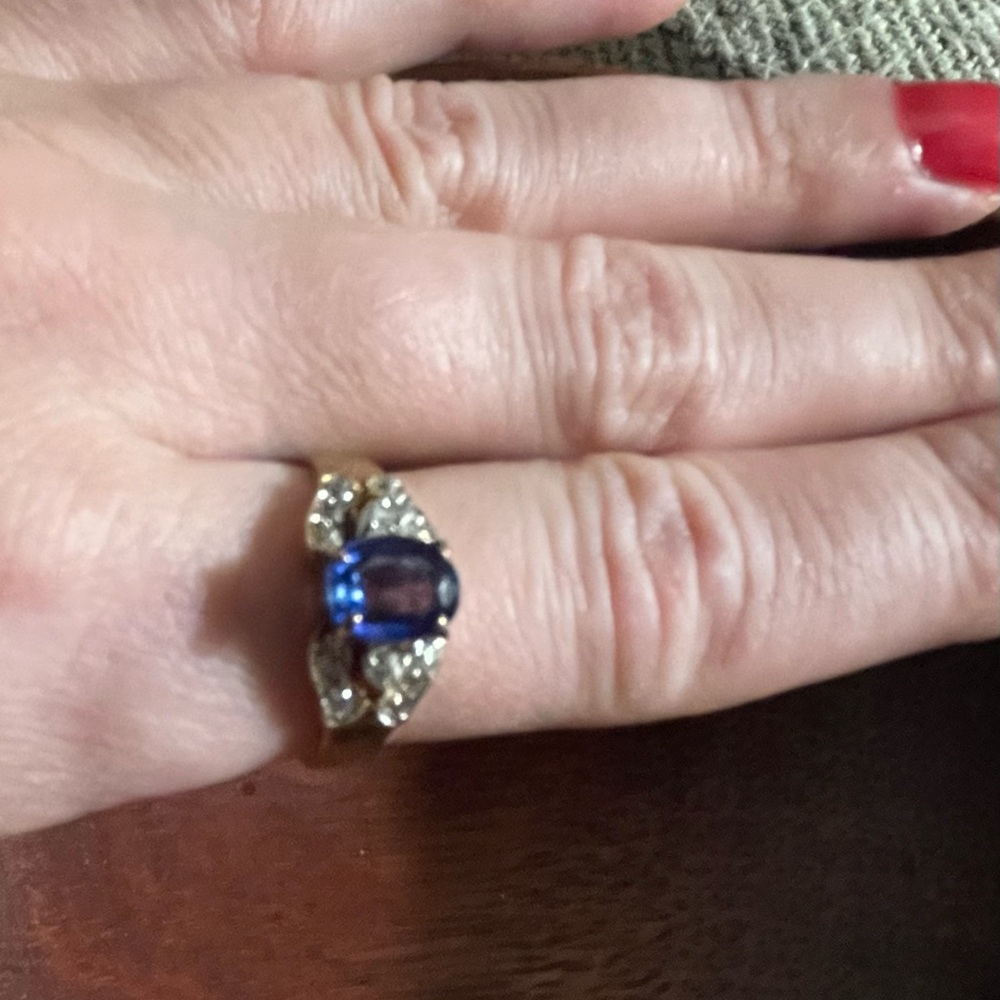 Sapphire Ring - Picture 3 of 3
